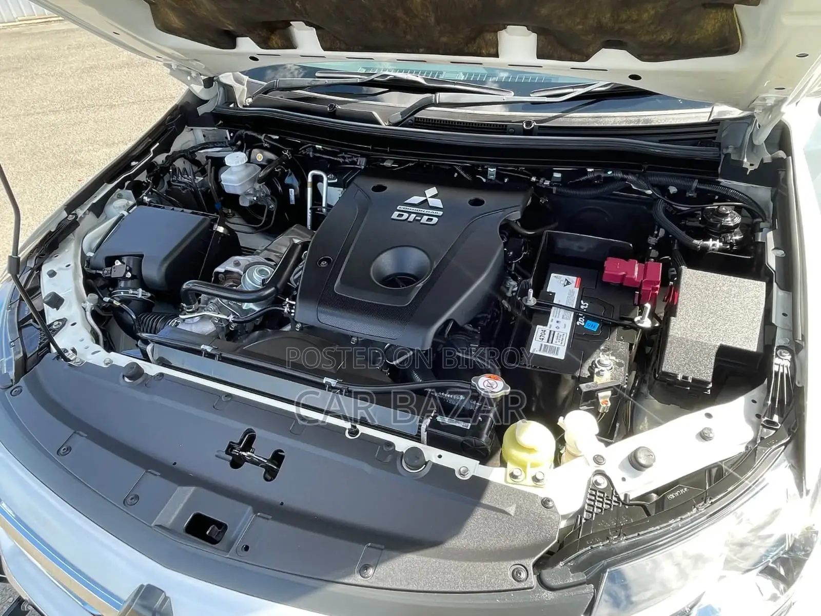 Mitsubishi Pajero Sport ৭ সিট সানরুফ ২০১৯