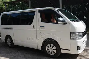 Toyota Hiace 2012