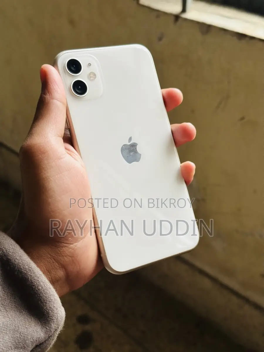 Apple iPhone 11 (Used)