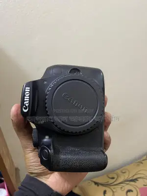 Canon 1300D Original Body