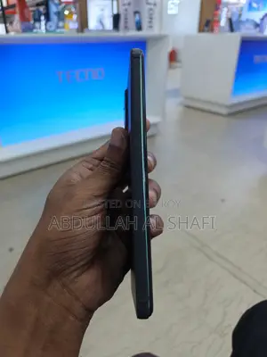 Xiaomi Poco F4 (Used)