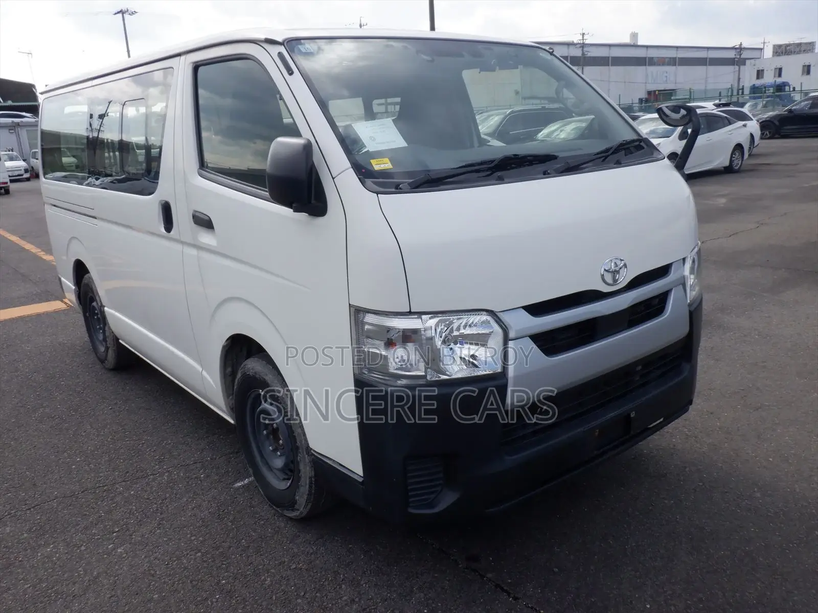 Toyota Hiace DX SINGLE AC 4POINT 2020