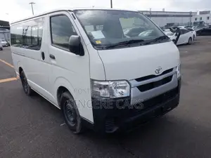 Toyota Hiace DX SINGLE AC 4POINT 2020