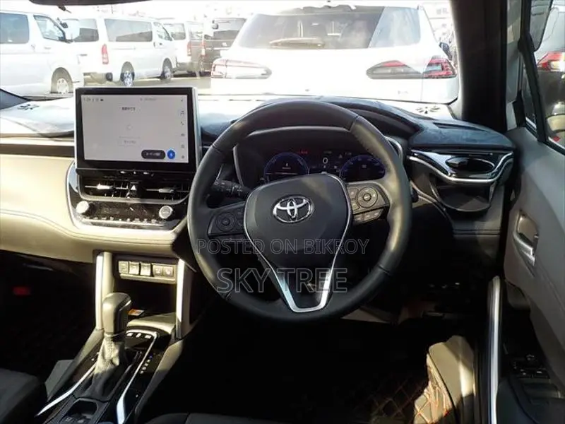 Toyota Corolla Cross Z-PKG 2024