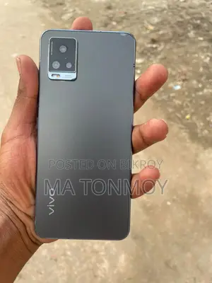 Vivo V21e (Used)