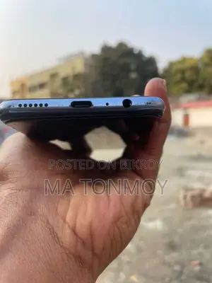 Vivo V21e (Used)