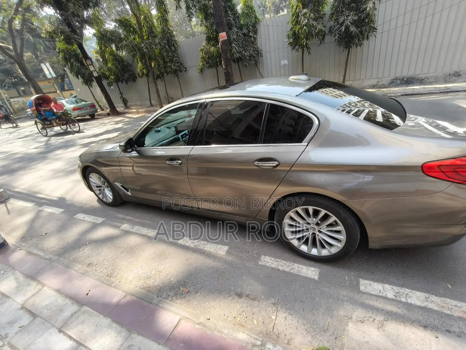 BMW 530i BROWN 2017