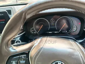 BMW 530i BROWN 2017
