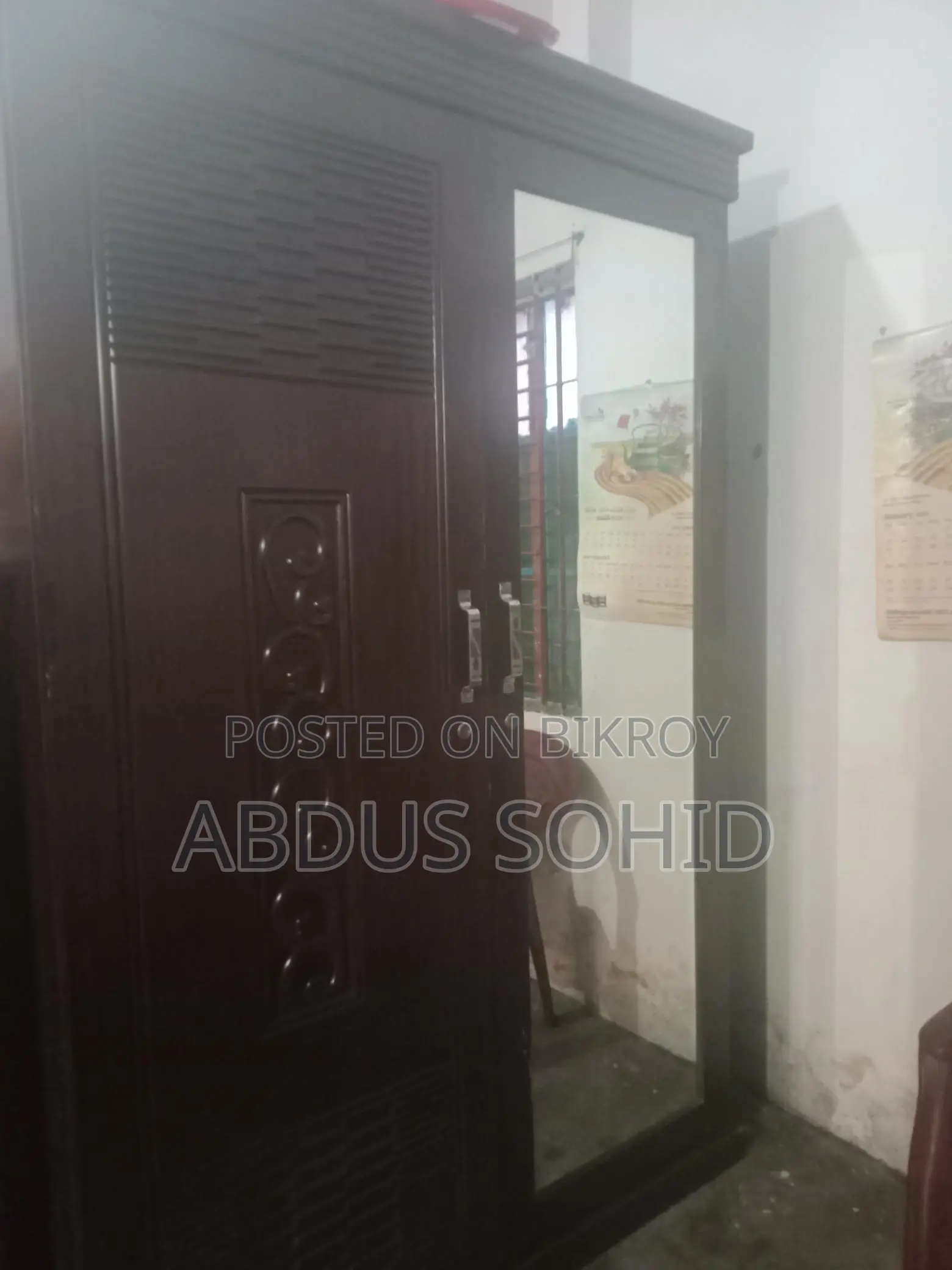 Almirah for sale