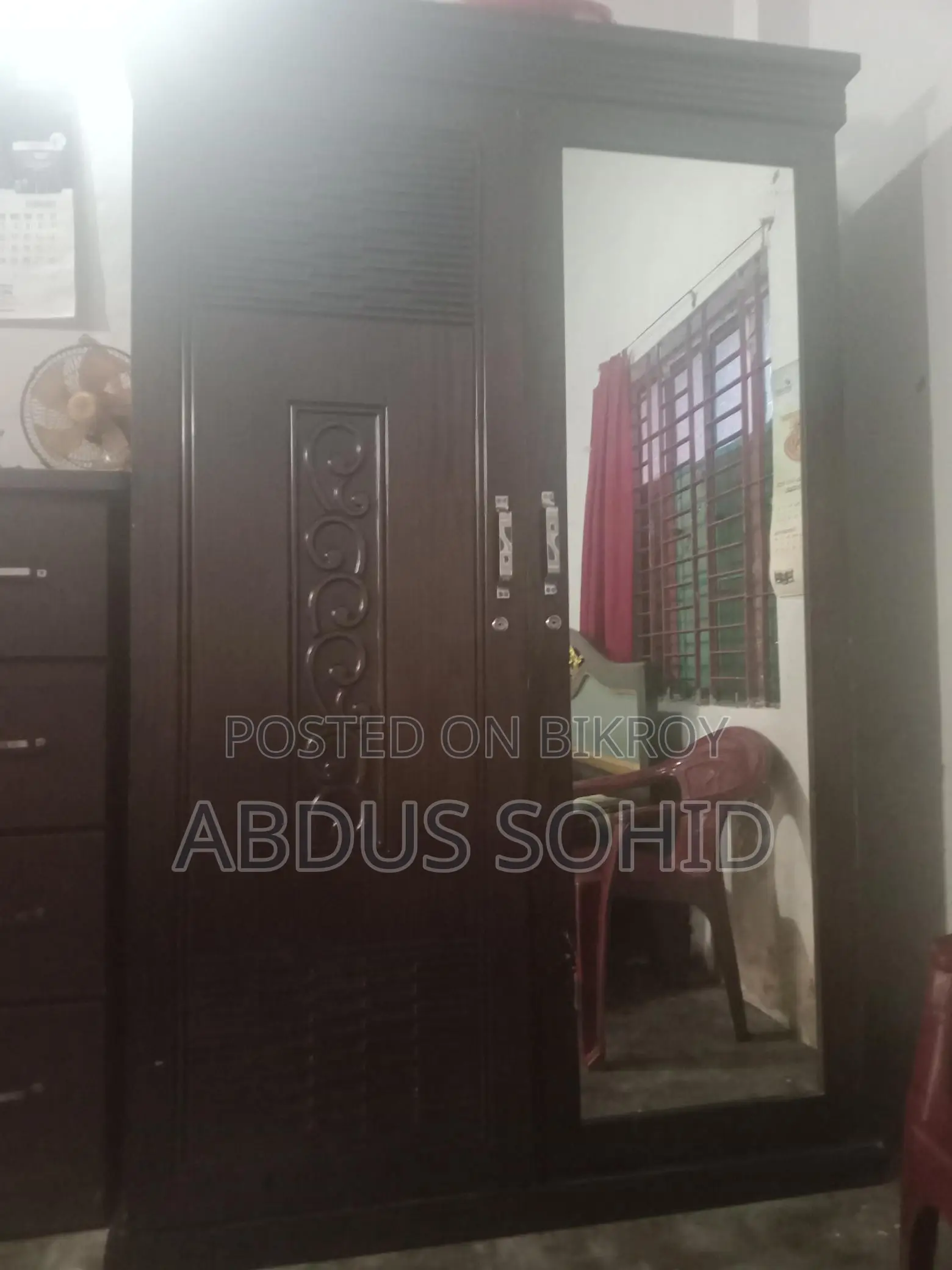 Almirah for sale