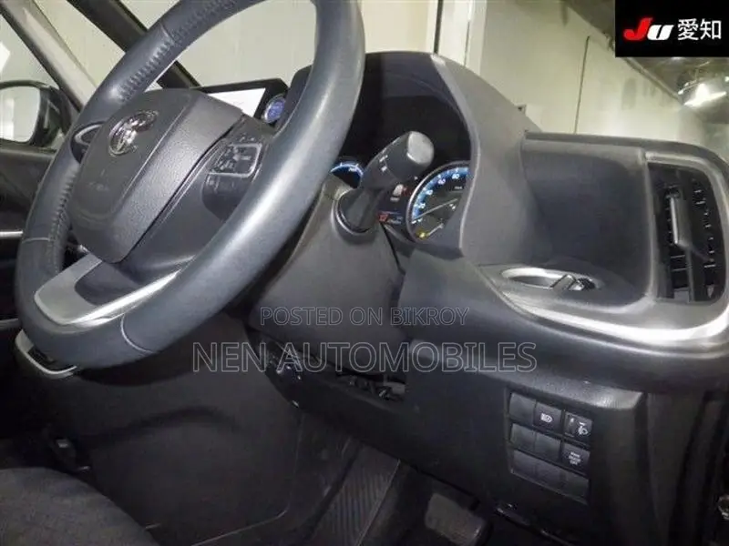 Toyota Noah G 4.5 Two Door Power 2022
