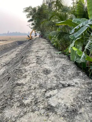Agricultural Land with 4 Ponds
