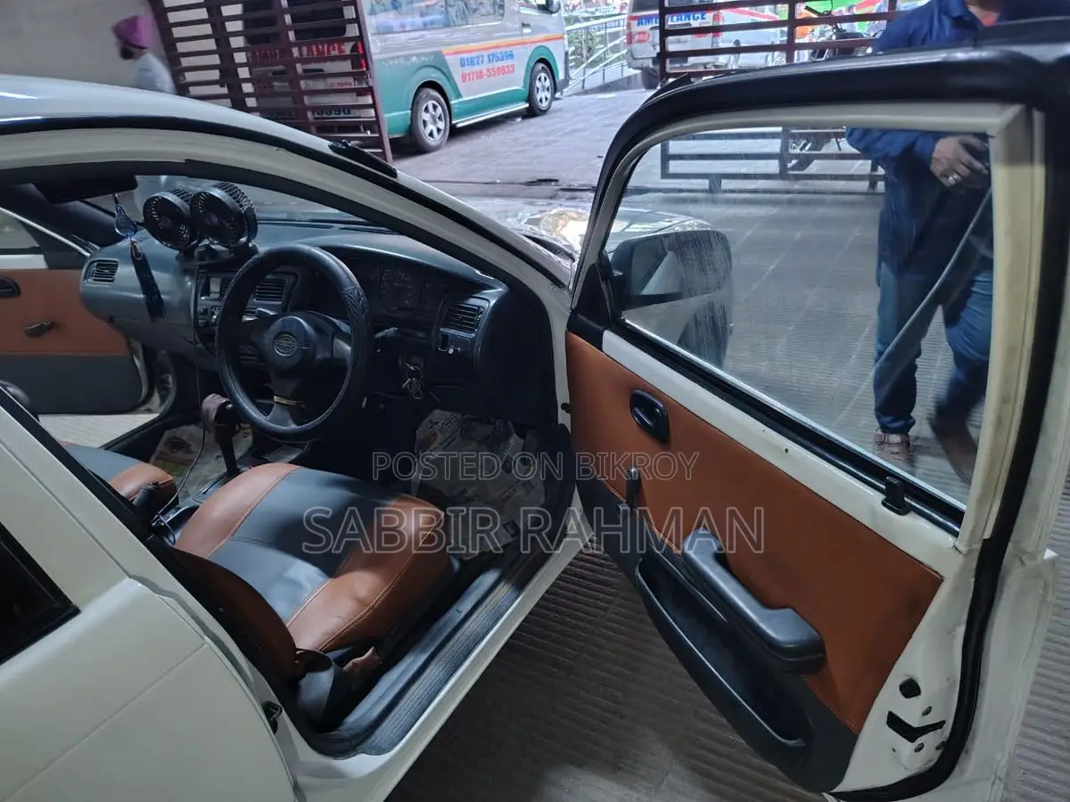 Toyota Corolla 2000