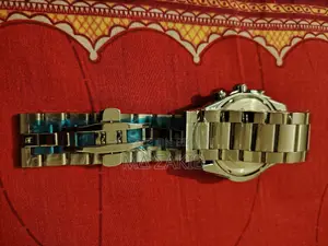100% Automatic watch