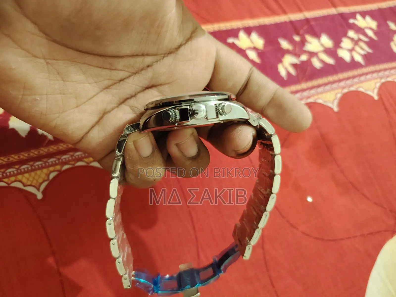 100% Automatic watch