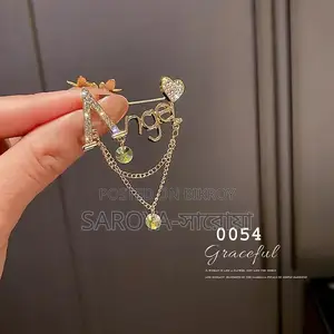 Bouquet Pearl Brooch