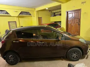 Toyota Vitz 2011