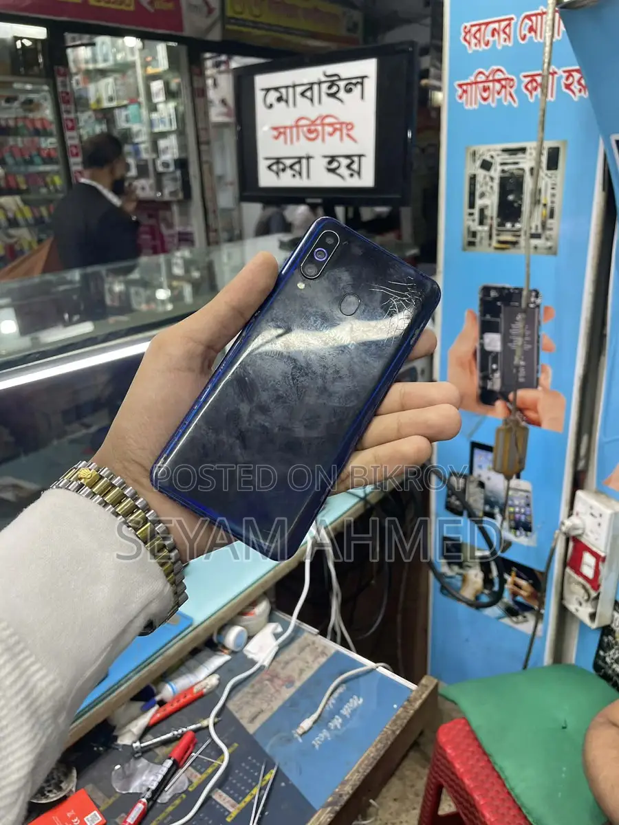 Samsung Galaxy M40 Ram 6 gb/ 128 (ব্যবহৃত)