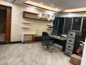 Semi-furnished gym & pool apartment available in Gulshan 2 North side