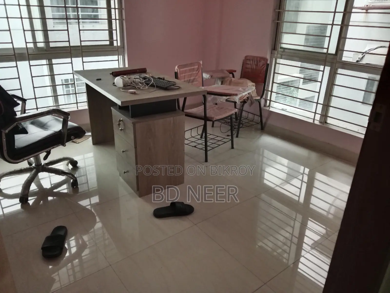 Semi-furnished gym & pool apartment available in Gulshan 2 North side