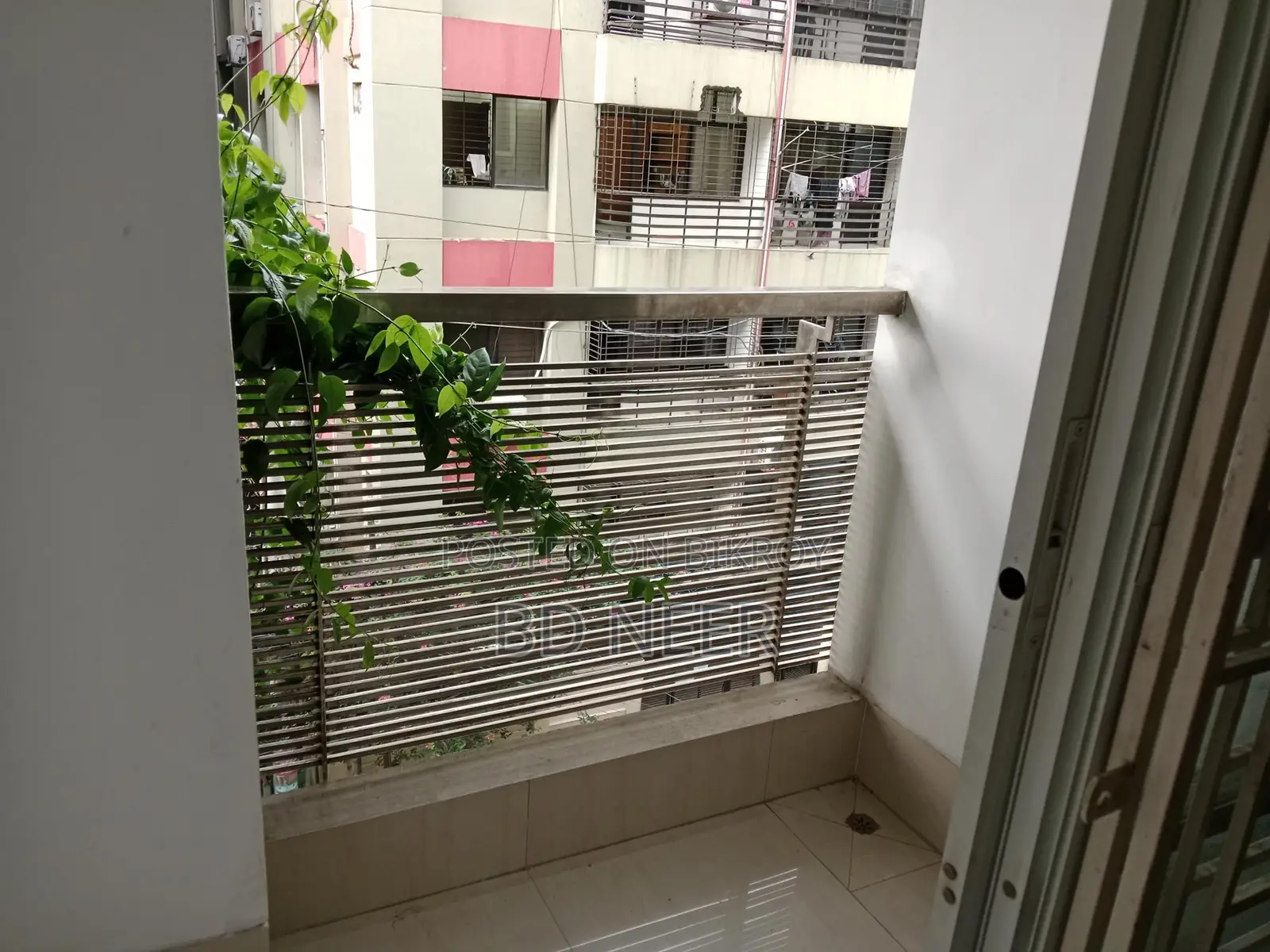 Semi-furnished gym & pool apartment available in Gulshan 2 North side