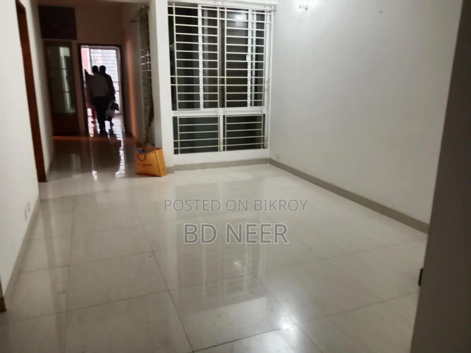 Semi-furnished gym & pool apartment available in Gulshan 2 North side