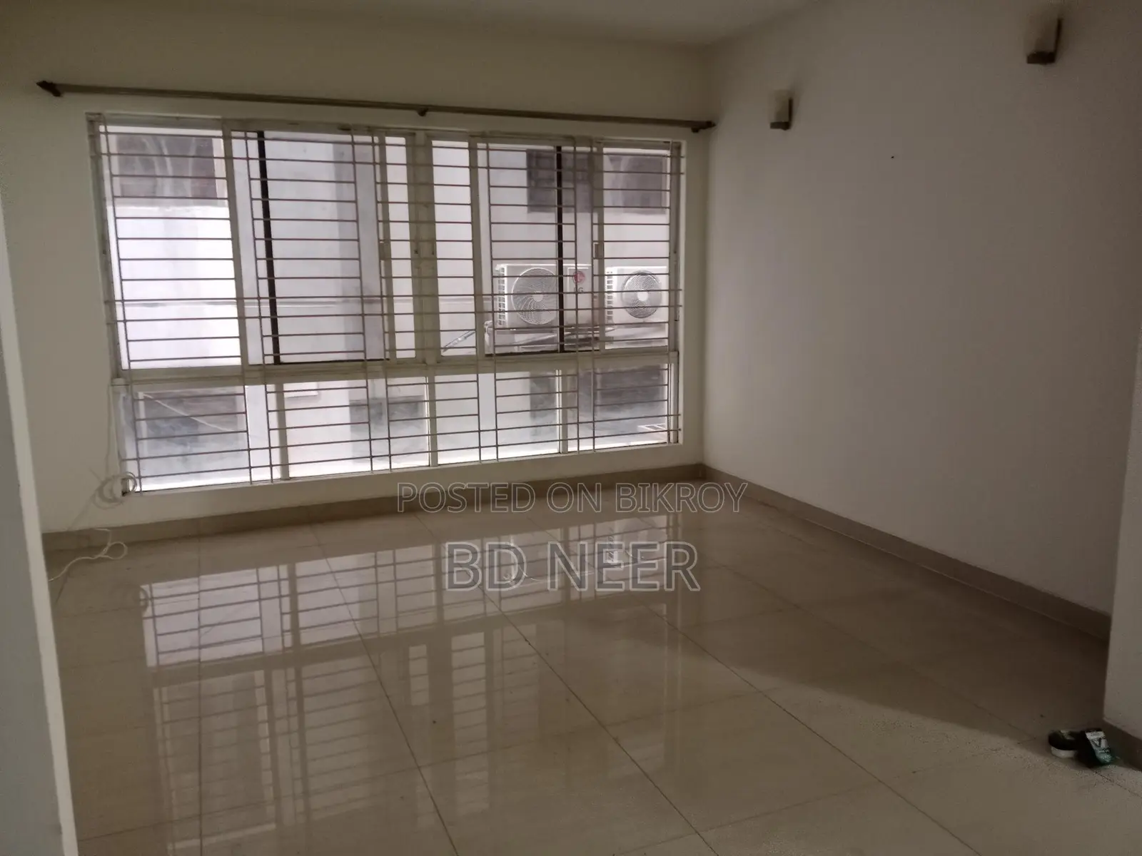 Semi-furnished gym & pool apartment available in Gulshan 2 North side