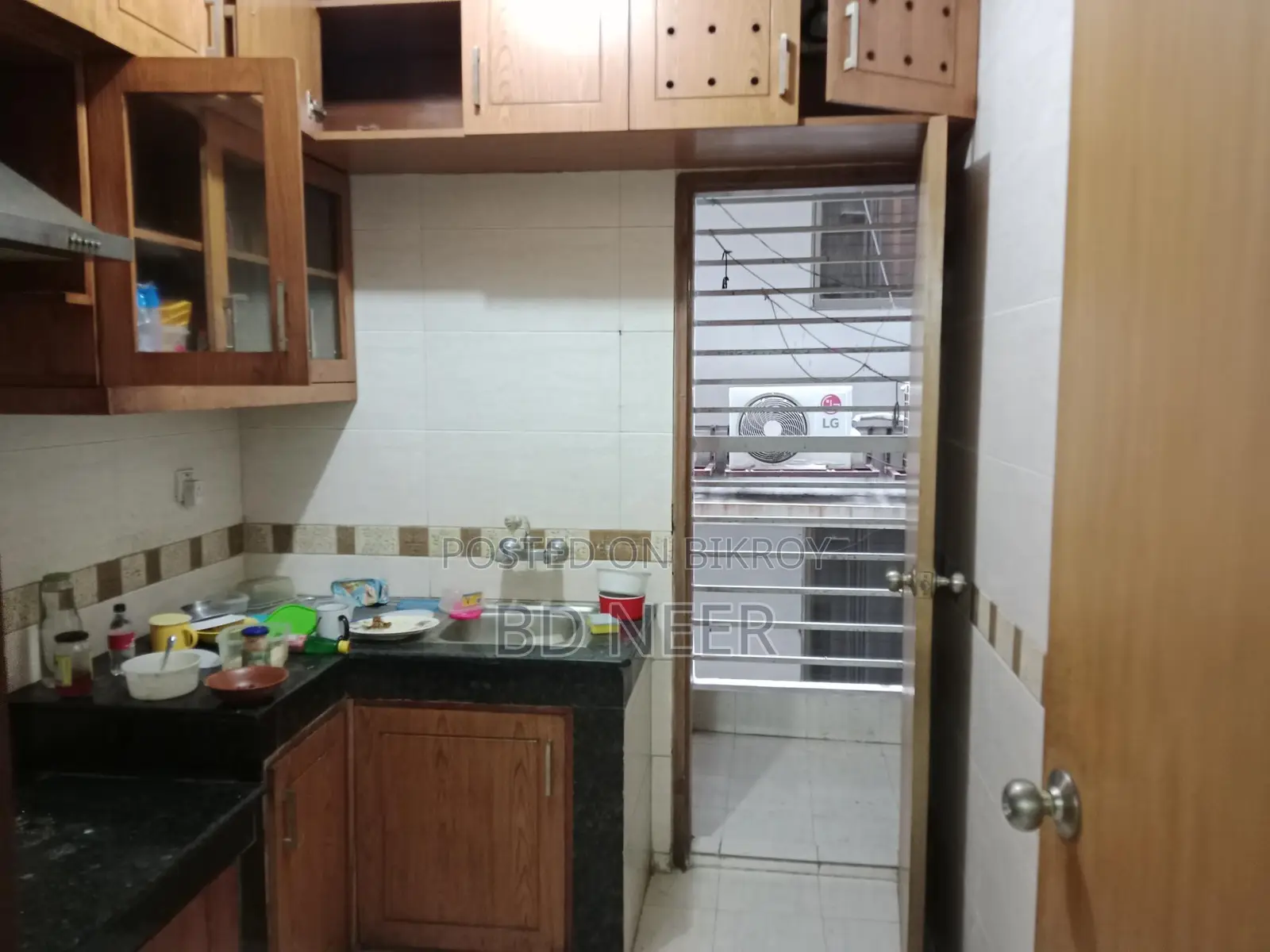 Semi-furnished gym & pool apartment available in Gulshan 2 North side