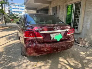 Toyota Premio seat power 2017