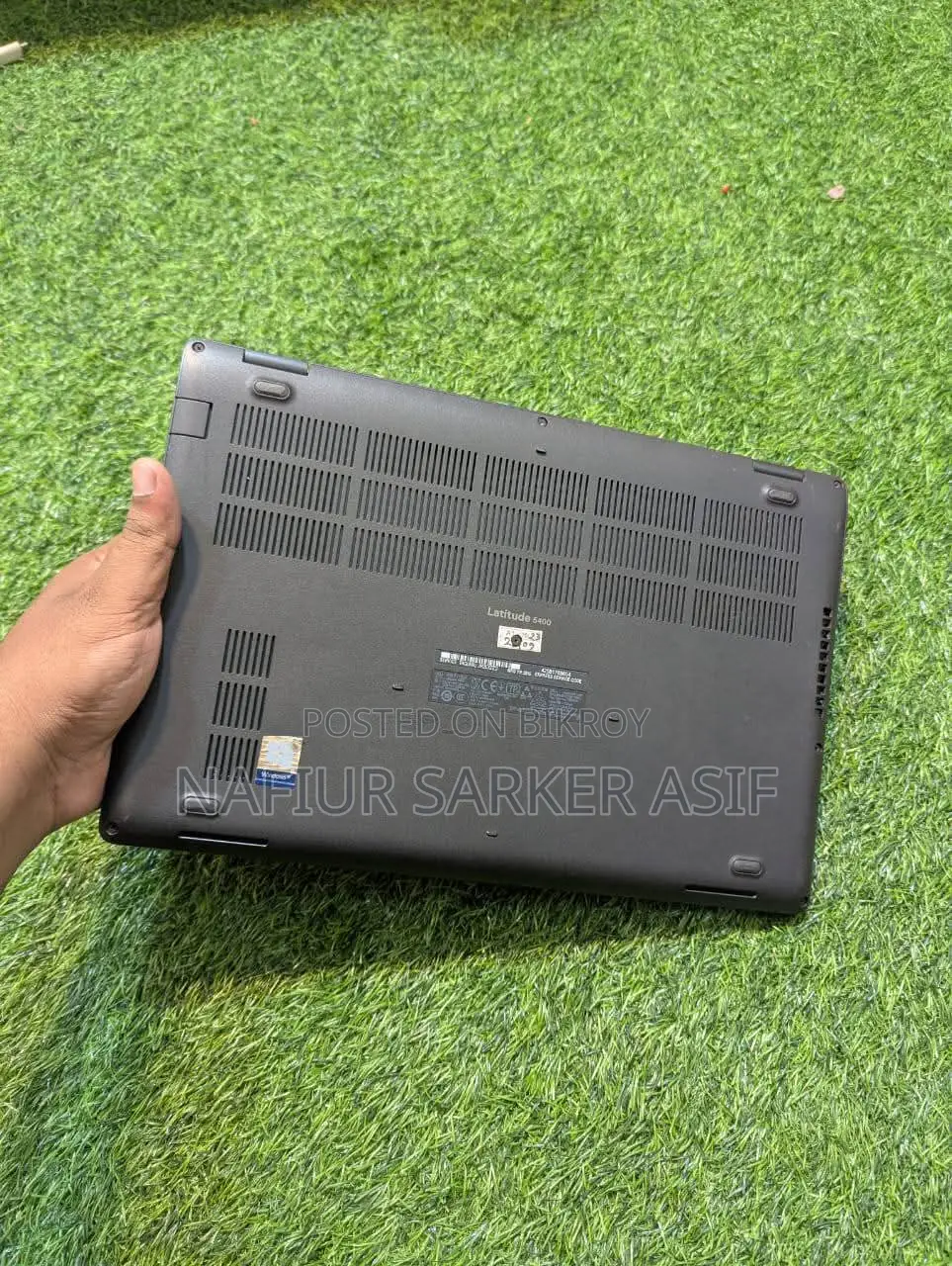 Dell Latitude 5400 i5 8th Gen with original charger, 256GB SSD, 8GB RAM