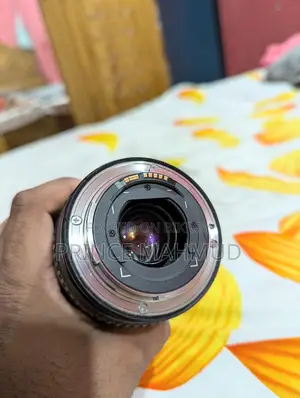 Canon 17 40 Wide Lens