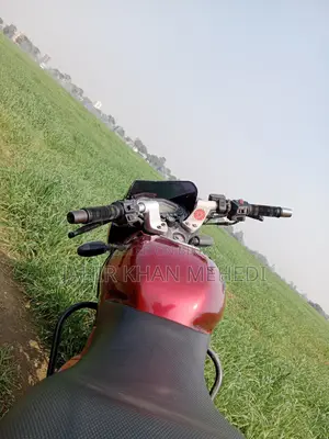 Bajaj Pulsar 150 . 2012