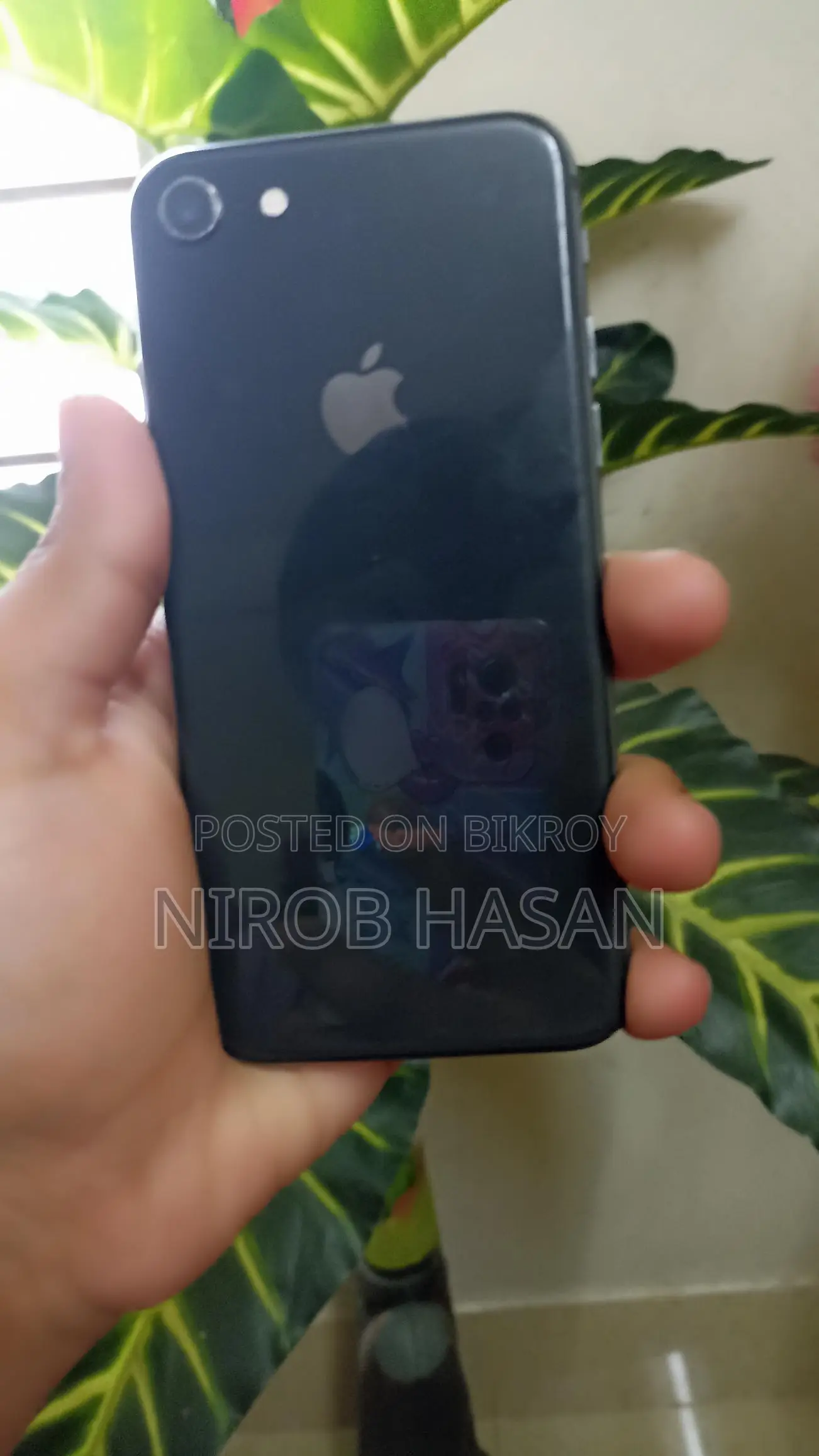 Apple iPhone 8 2022 (Used)