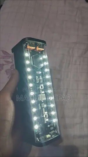 Nothing পাওয়ারব্যাংক উইথ LED লাইট (২২.৫ ওয়াট ফাস্ট চার্জিং) ২০০০০এমএএইচ