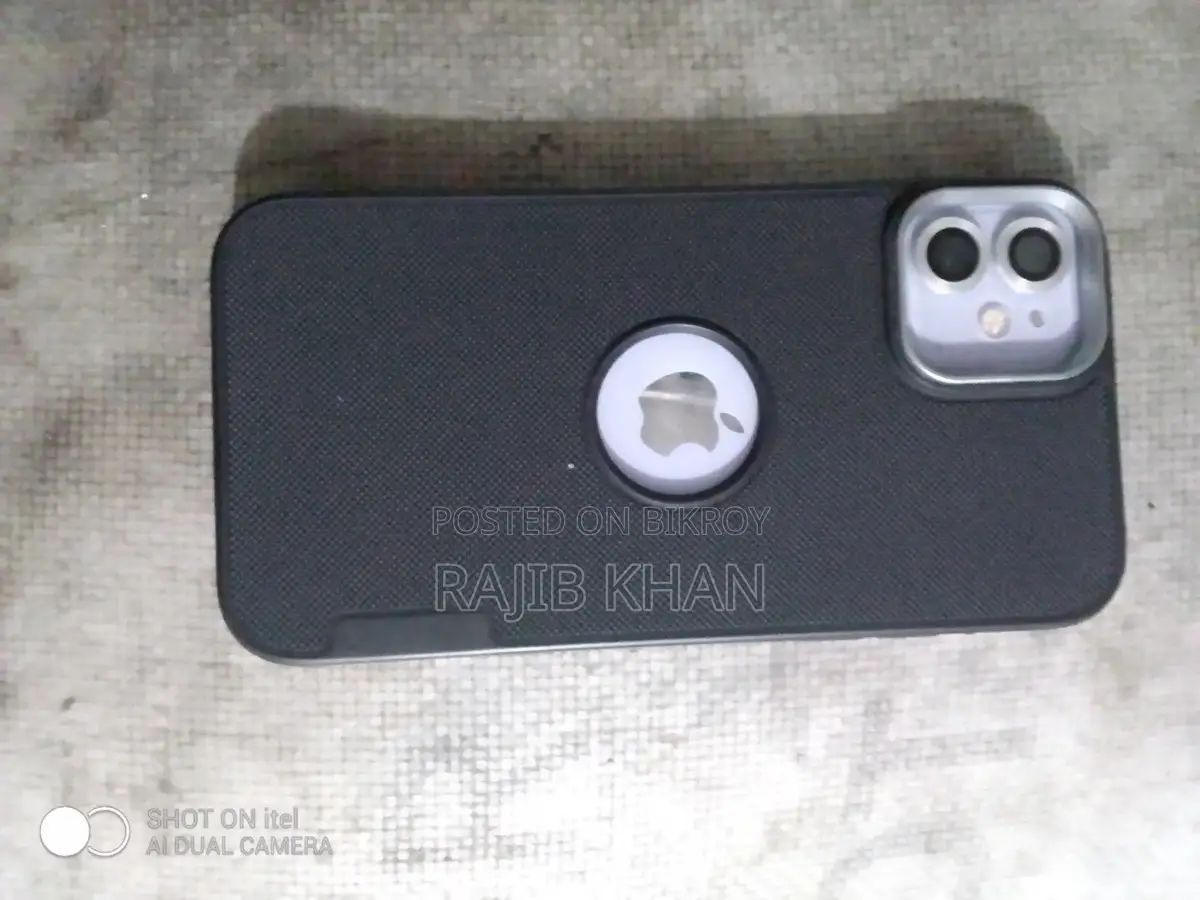 Apple iPhone 11 (Used)