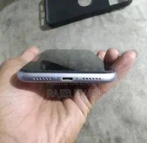 Apple iPhone 11 (Used)
