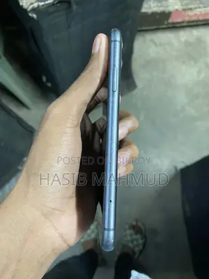 Apple iPhone 11 (Used)