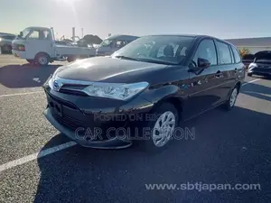 Toyota Fielder Ex Hybrid Black 2022