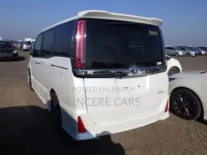 Toyota Noah SI WXB NON-HYBRID 2020