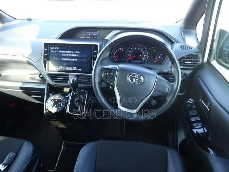 Toyota Noah SI WXB NON-HYBRID 2020