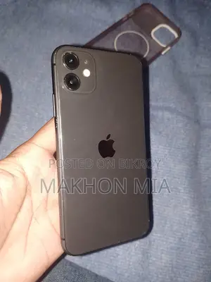 Apple iPhone 11 (Used)
