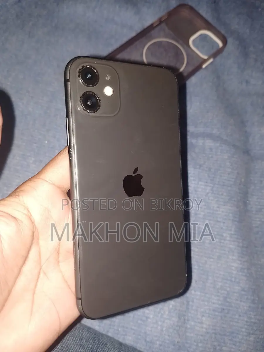 Apple iPhone 11 (Used)