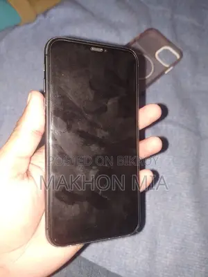 Apple iPhone 11 (Used)
