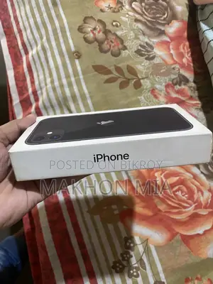 Apple iPhone 11 (Used)