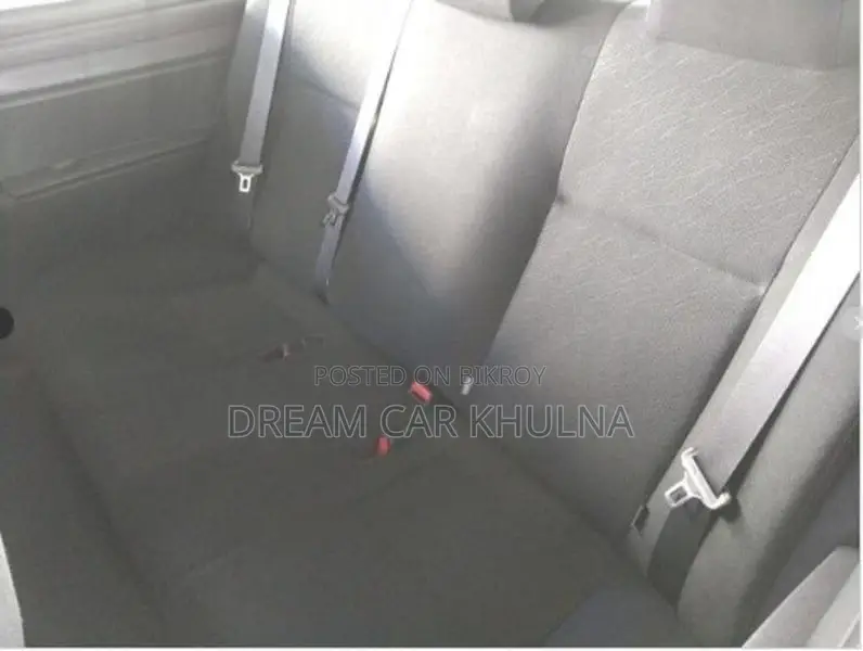Toyota Axio EX HYBRID WHITE 2021