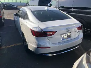 Honda Insight LX Hybrid Pearl 2020