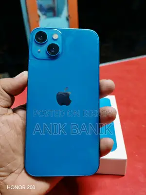 Apple iPhone 13 (Used)