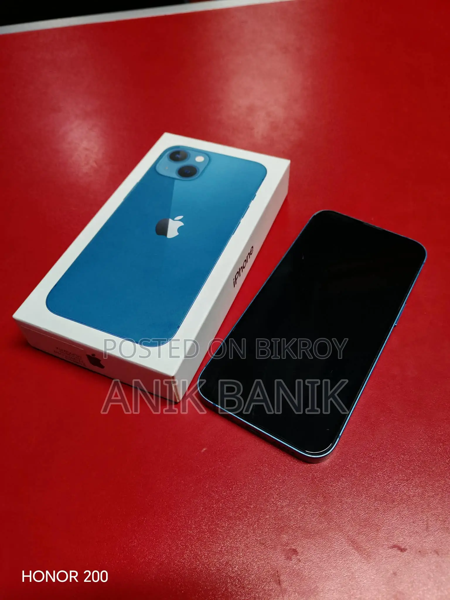 Apple iPhone 13 (Used)