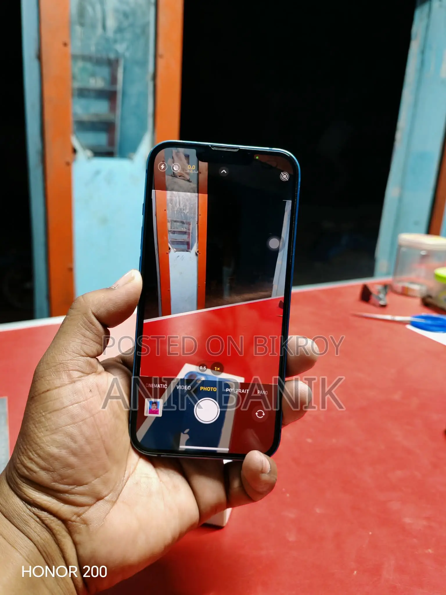 Apple iPhone 13 (Used)