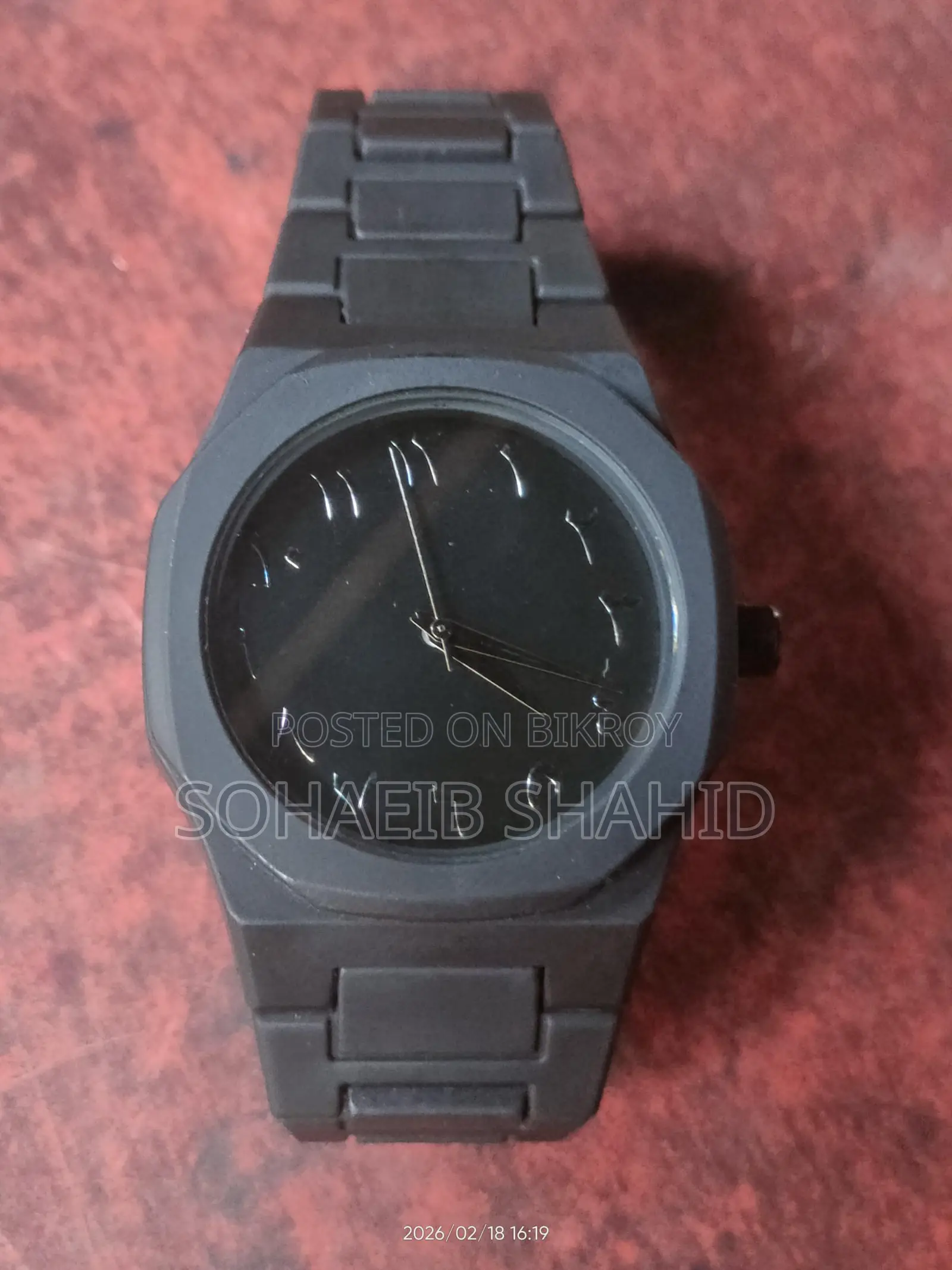 Analogue Watch For Sale